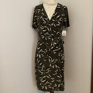 NWT ANNE KLEIN SHORT SLEEVE WRAP DRESS in LODEN SZ 12 CAREER OFFICE CONTEMPORARY
